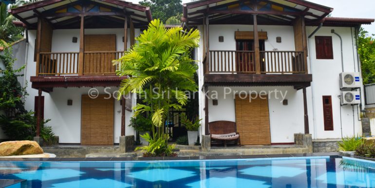 Newly Built Villa in Superb Location-1