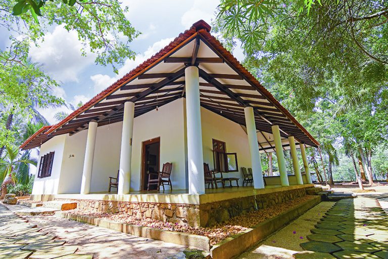 Property in Sri Lanka Houses Lands Villas Hotels for Sale