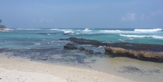 Beach front land in Mirissa