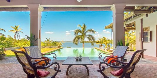 Lake Front luxury Villa