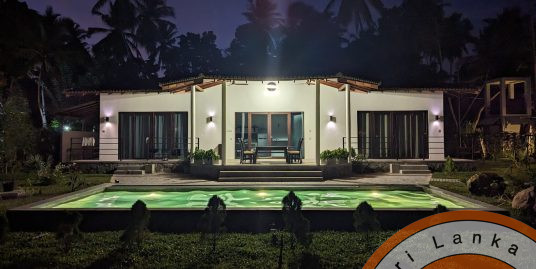 Newly Built Spacious Villa with Swimming Pool 1 min from the Best Beach in the South