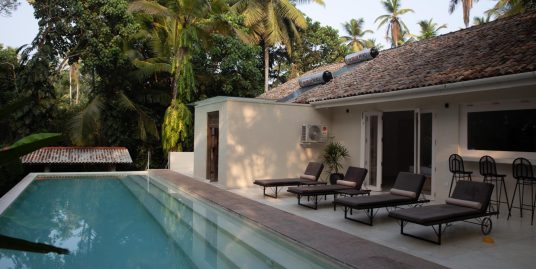 Beautiful  Boutique Retreat and Yoga Space in Super Popular Ahangama